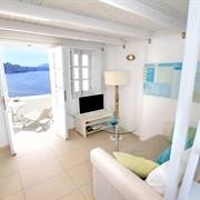 Residence Suites Oia Santorini