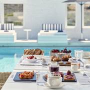 Mr and Mrs White Naoussa Paros