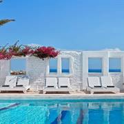 Mr and Mrs White Naoussa Paros