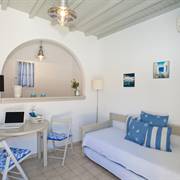 Gryparis Club Apartments Mykonos