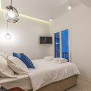 Bluetopia-Suites-Little-Venice-Mykonos