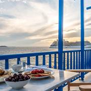 Bluetopia-Suites-Little-Venice-Mykonos