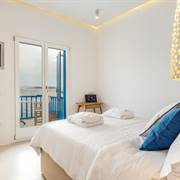 Bluetopia-Suites-Little-Venice-Mykonos