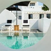 Portes-Suites-&-Villas-Mykonos-Glastros-Mykonos