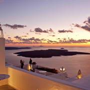 Cliff-Side-Suites-Firostefani-Santorini