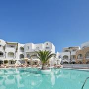 Aegean-Plaza-Hotel-Kamari-Santorini (9)