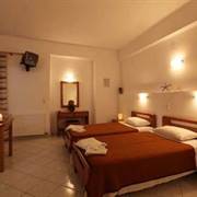 Peters Studio Ornos Mykonos