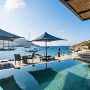 Kivotos Mykonos Ornos Beach