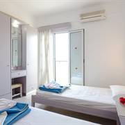 Stonewell Studios Malia Creta