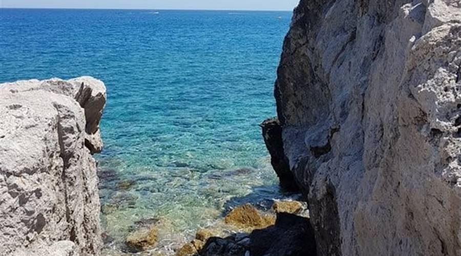 Spiaggia di Kolimbia Rodi