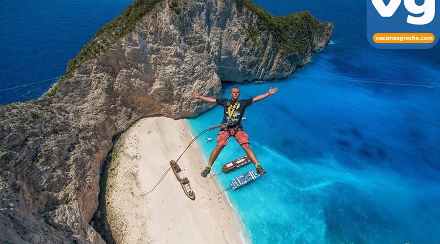 Spiaggia Navagio relitto Zante