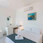 mina beach agios stefanos mykonos