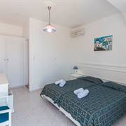 mina beach agios stefanos mykonos