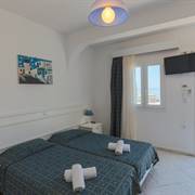 mina beach agios stefanos mykonos