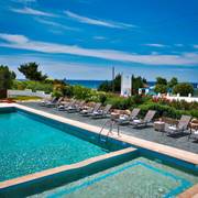 Nefeli Villas and Suites