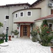 Victoria Apartments Lassi