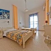 Sellada Apartments Kamari Santorini