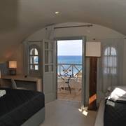 Glykeria Mini Suites Perivolos Santorini