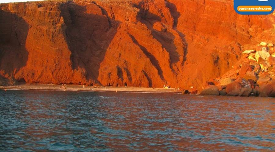 Red beach Akrotiri Santorini