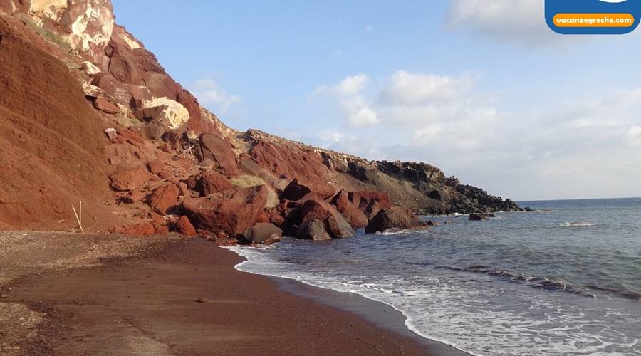 Red beach Akrotiri Santorini