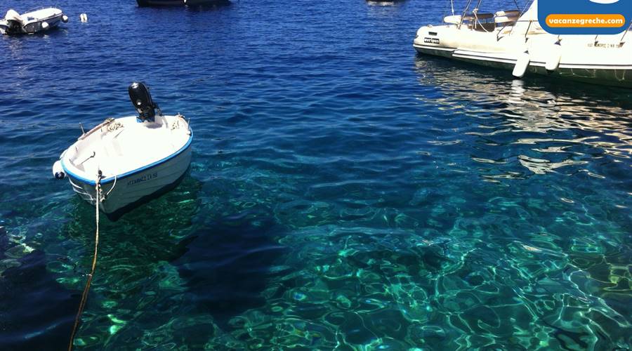 Baia di Amoudi Oia Santorini