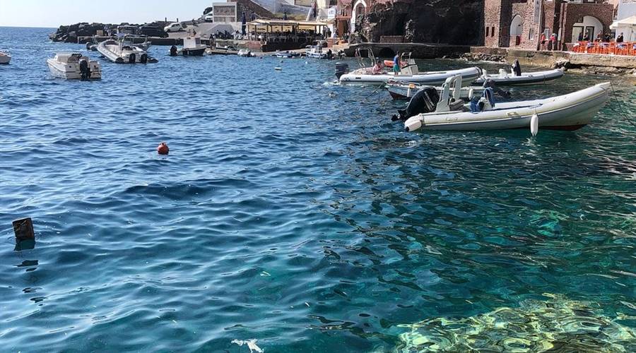 Baia di Amoudi Oia Santorini