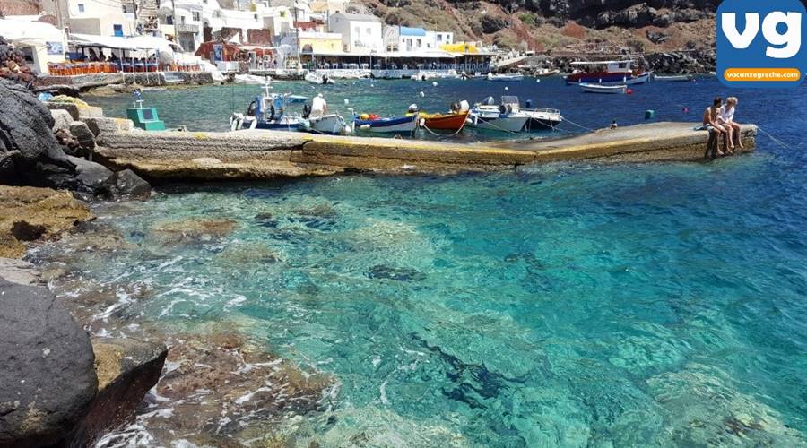 Baia di Amoudi Oia Santorini