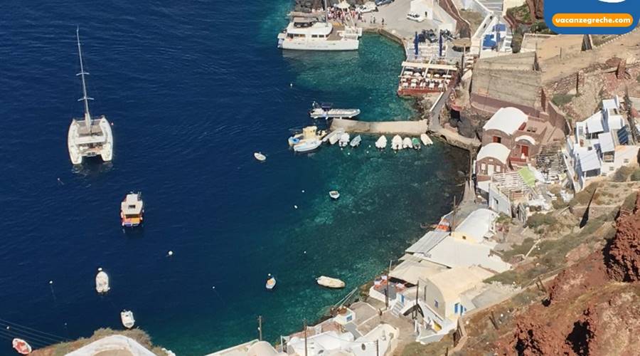 Baia di Amoudi Oia Santorini