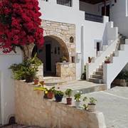 La Celestina Apartments Paros