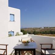 La Celestina Apartments Paros
