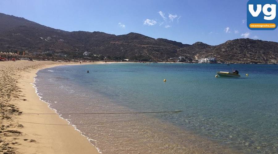 Spiaggia di Mylopotas Ios