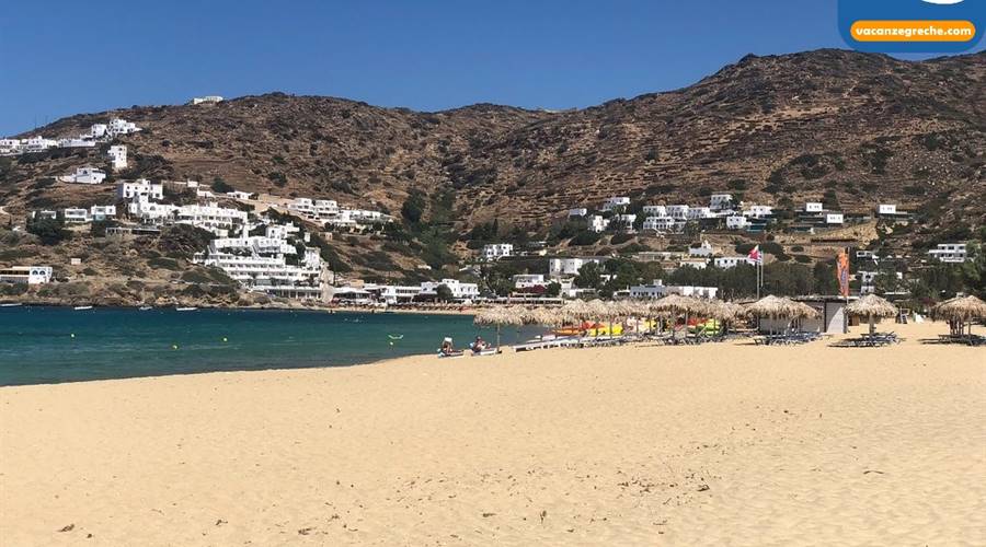 Spiaggia di Mylopotas Ios