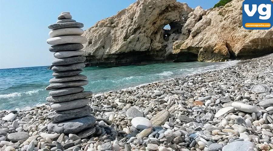 Spiaggia Mikro Seitani Karlovasi Samos