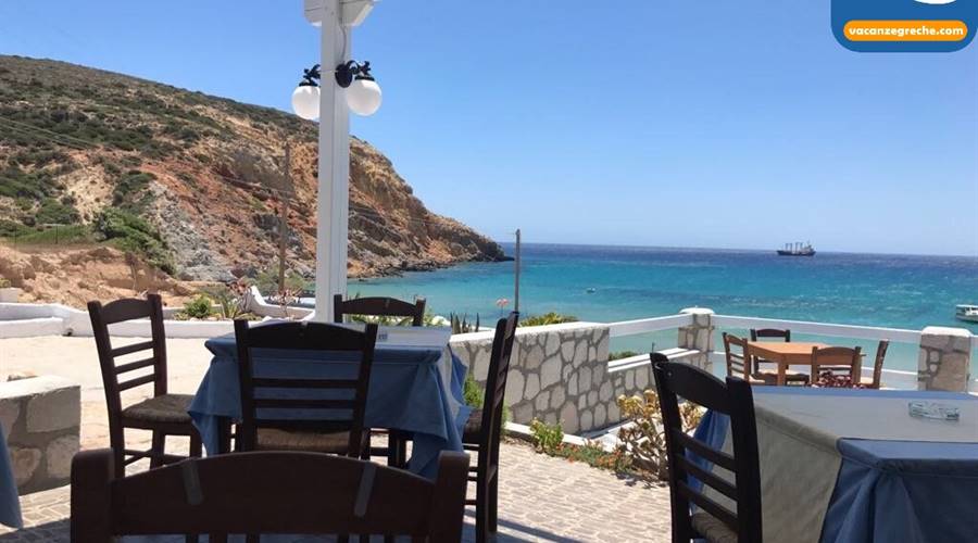 Spiaggia di Provatas Milos