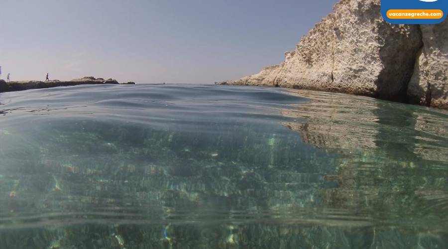 Spiaggia di Alogomandra Milos