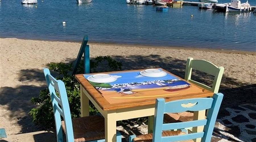 Spiaggia di Pollonia Milos