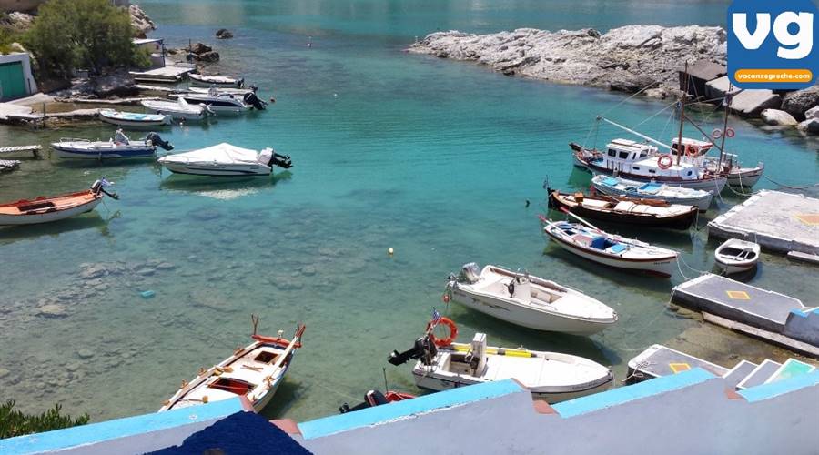Spiaggia di Mandrakia Milos