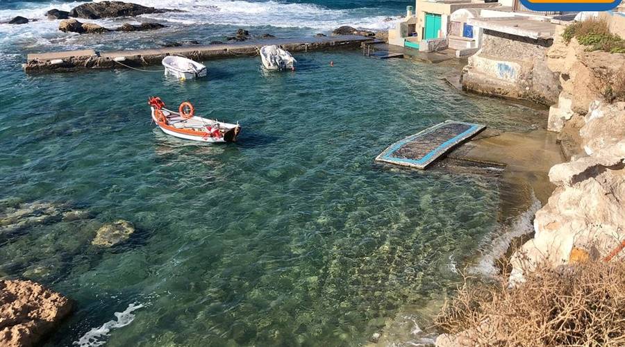 Spiaggia di Mandrakia Milos