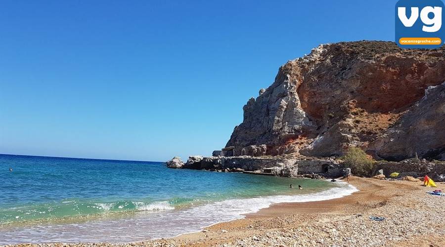 Spiaggia di Thiorichia Milos