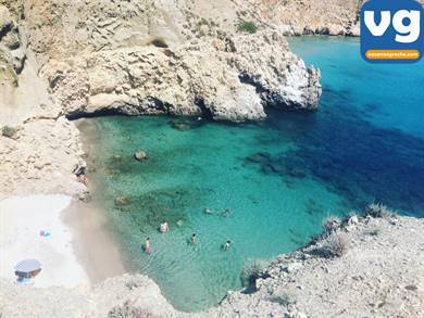 Spiaggia di Tsigrado Milos