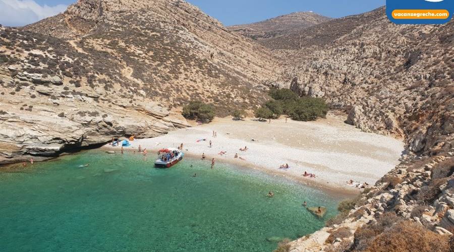 Spiaggia di Livadaki Folegandros