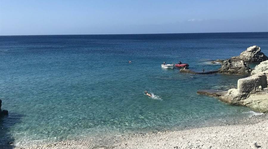 Spiaggia di Agios Nikolaos Folegandros