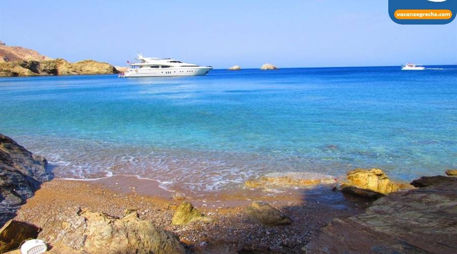 Spiaggia di Latinaki Folegandros