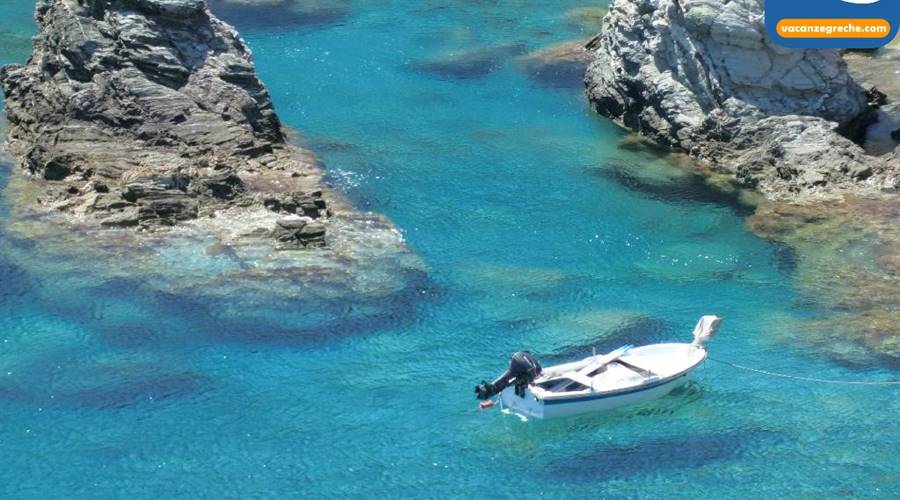Spiaggia di Latinaki Folegandros