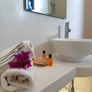 Marcos beach hotel Ios