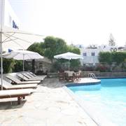 Manos Hotel Paros