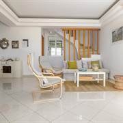 Villa-fronte-mare-skala