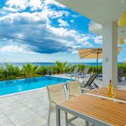 villa-8-persone-skala