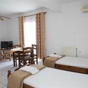 Hellenic Sun Studios & Apartments