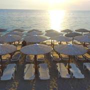 Meliton Inn Hotel & Suites Sinthonia